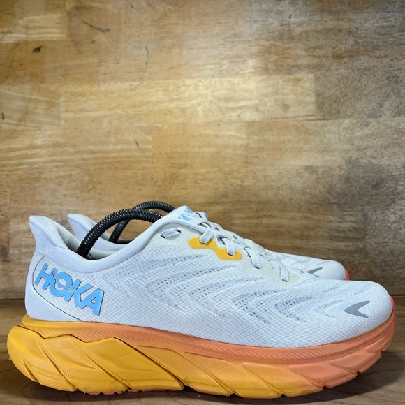 Hoka One One Shoes - Hoka One One Arahi 6 Womens Sz 11 Running Shoes Nimbus Cloud Blanc de Blanc